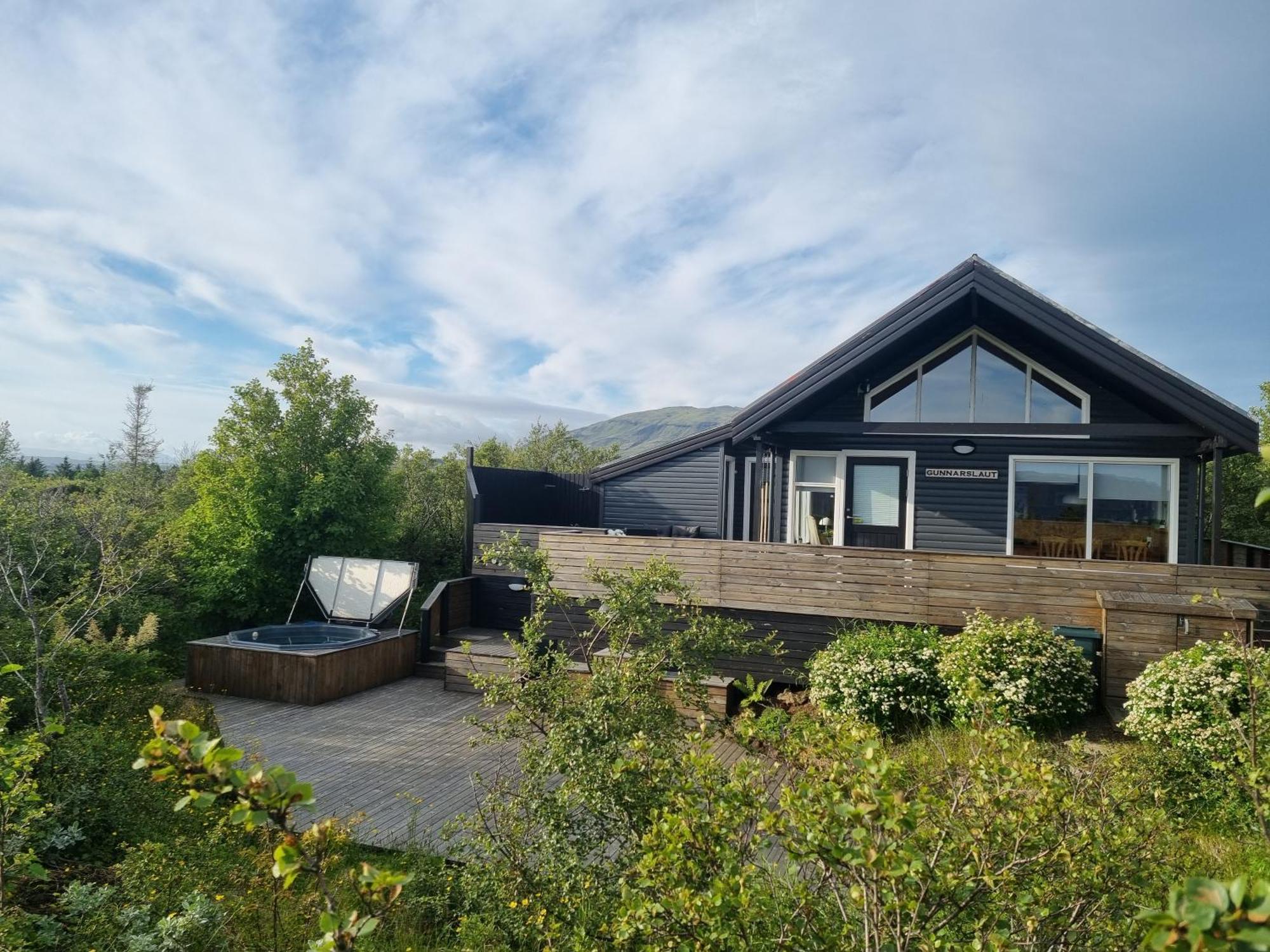 Local Cottage With Amazing View Селфосс Экстерьер фото